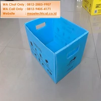 Logistics Container with Impraboard Handle