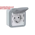 Stop Contact with lid Schuko Legrand Type 6645 29 1